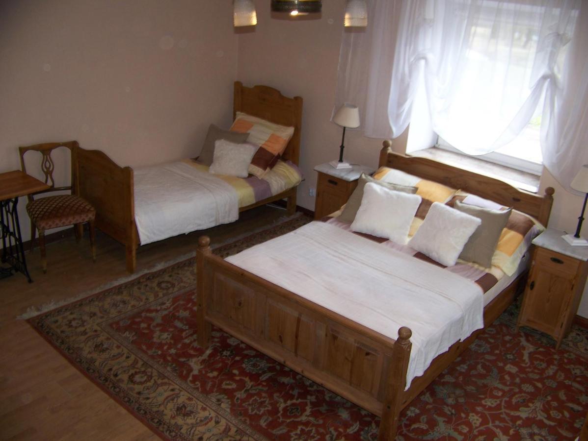 Palac Dabrowica Dabrowica (Jelenia Gora) Exterior foto