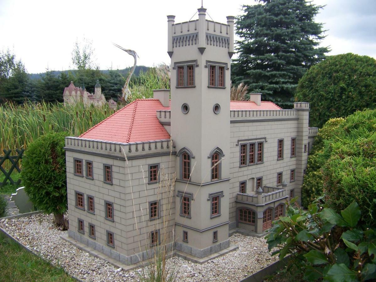 Palac Dabrowica Dabrowica (Jelenia Gora) Exterior foto